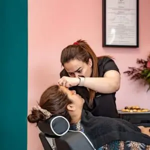 Professional beauty salon in Blacktown offering eyebrow threading, lash extensions and facial treatments at Highbrow Beauty.