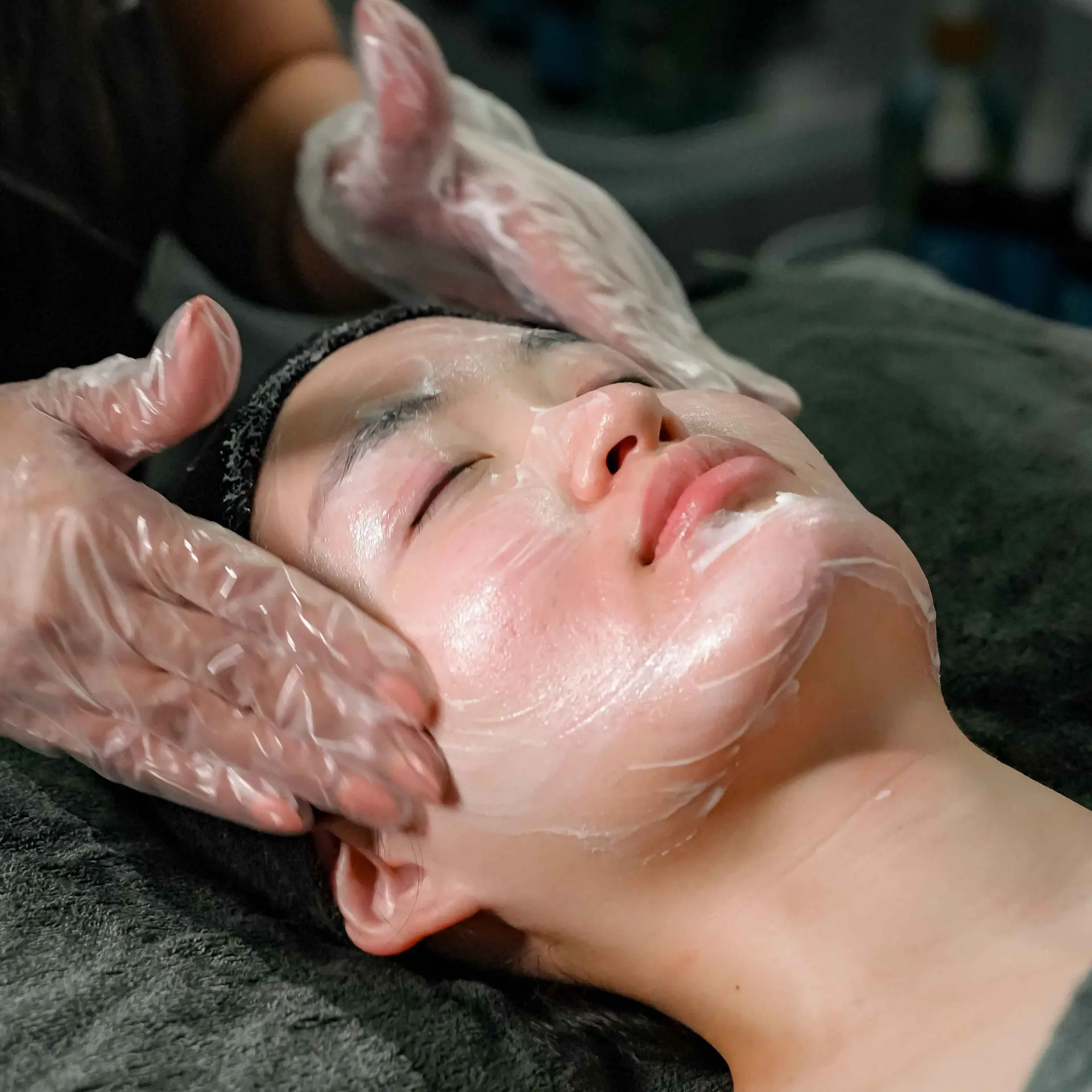Best Facial for Dry Skin